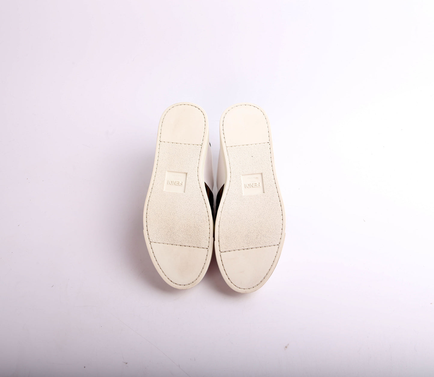 Pearland Sneakers Size 37