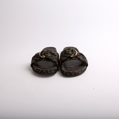 FF Zucca Knot Slides Size 37.5