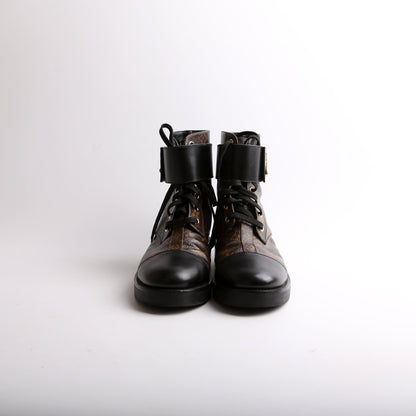 Wonderland Flat Ranger Boot Size 37