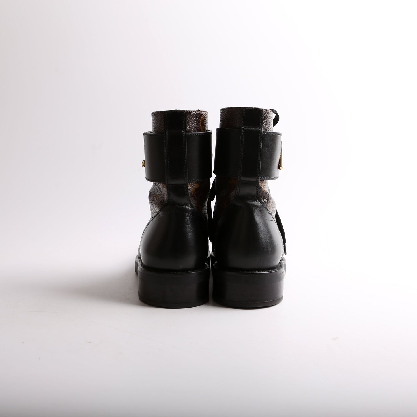Wonderland Flat Ranger Boot Size 37