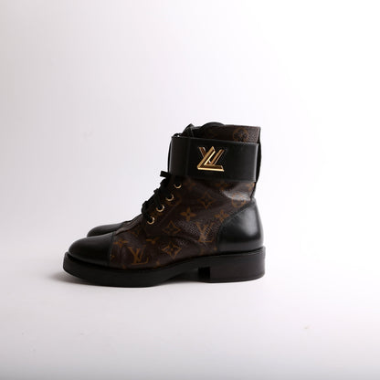 Wonderland Flat Ranger Boot Size 37