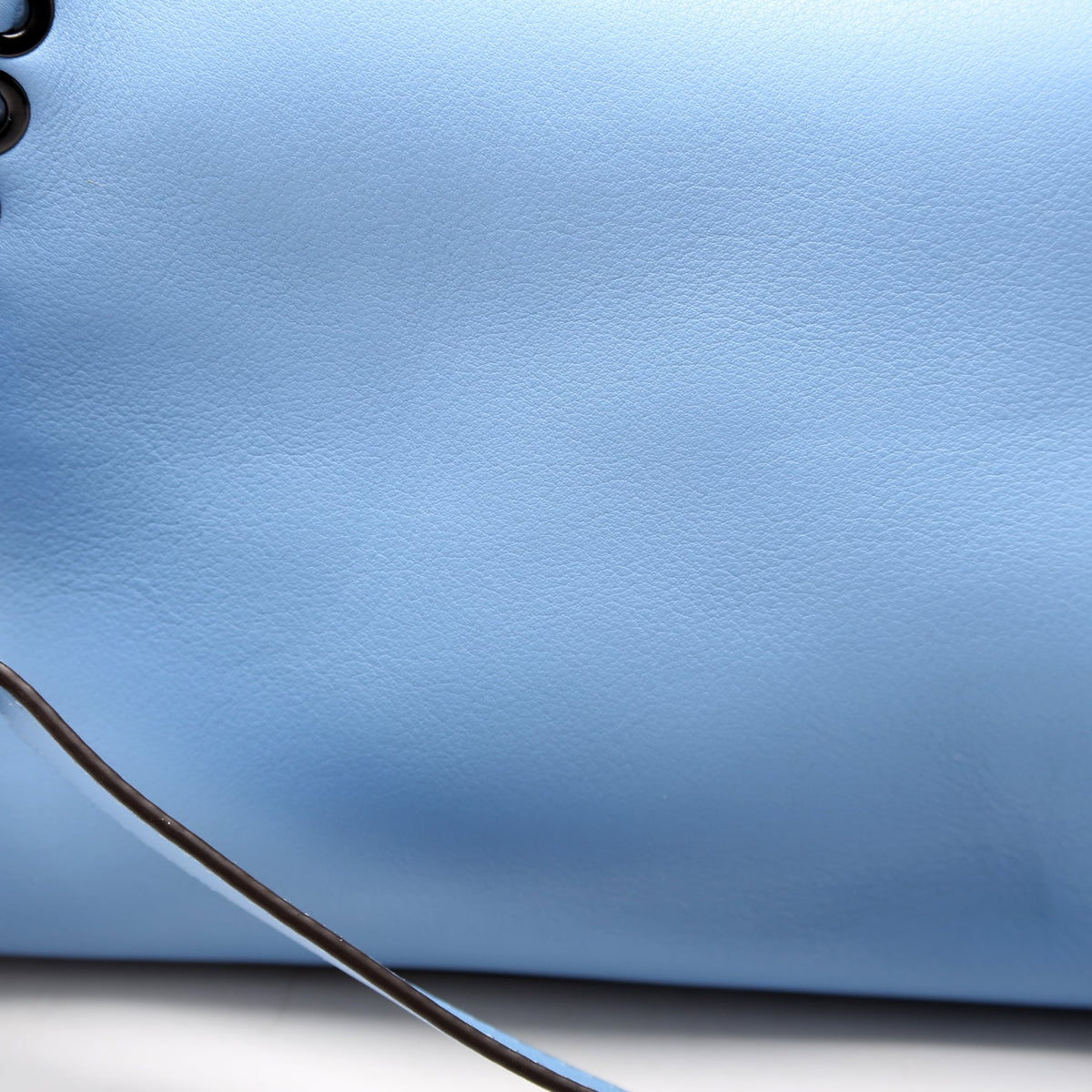 Peekaboo Leather Medium 8BN290 Blue