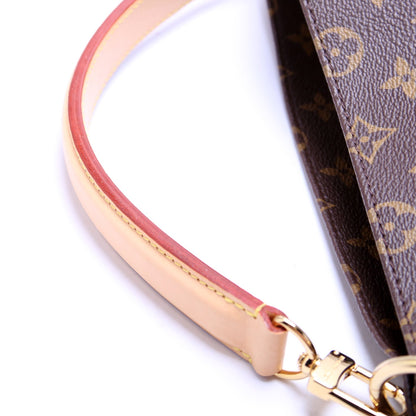 Metis Shoulder Monogram
