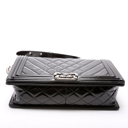 Boy Flap Medium New Patent 19M Black
