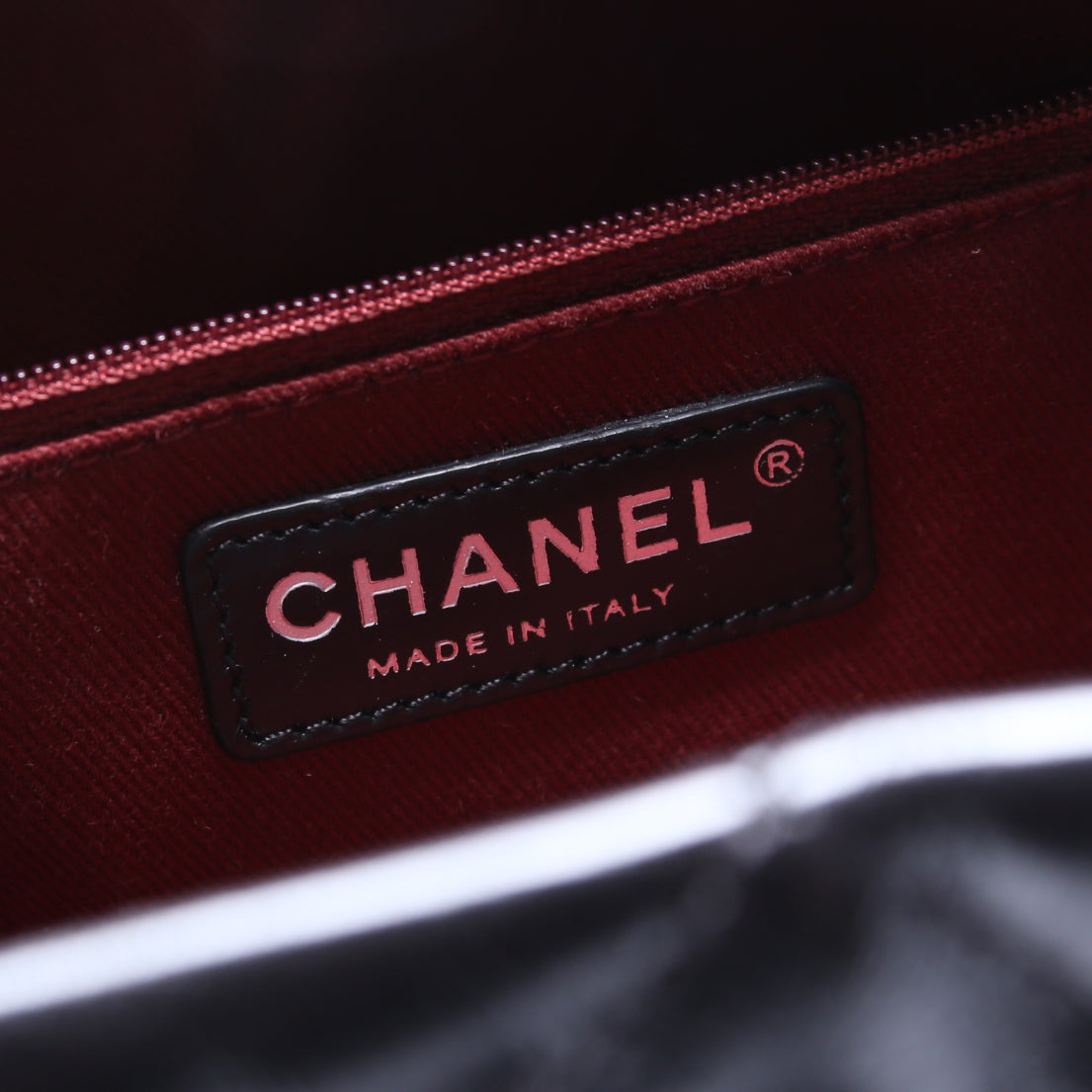 CC Chain Small Shopping Tote Glazed Calfskin 20M Black