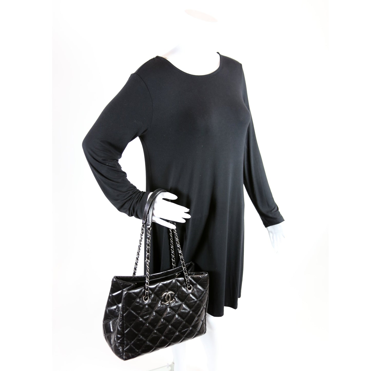 CC Chain Small Shopping Tote Glazed Calfskin 20M Black