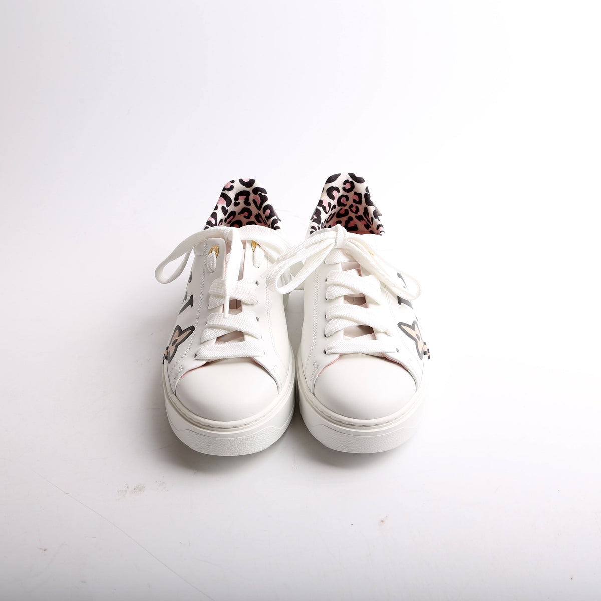 Time Out Wild at Heart Sneakers Size 35