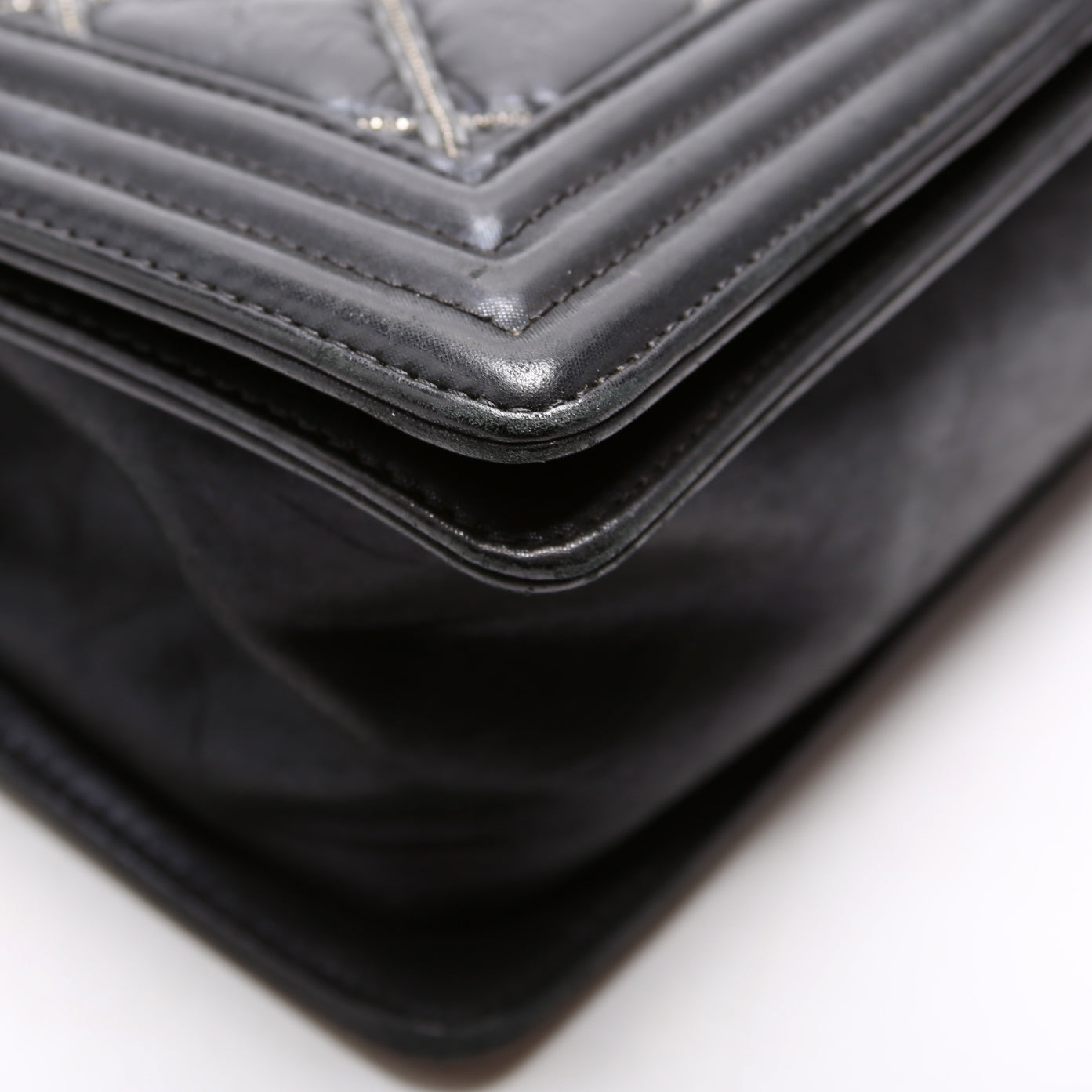 Boy Flap Medium New Calfskin Double Stitch 23M Black