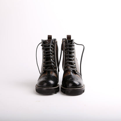 Star Trail Ankle Boots Size 39