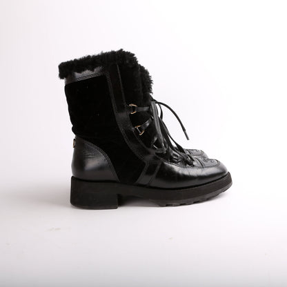 Interlocking CC Combat Boots Size 38