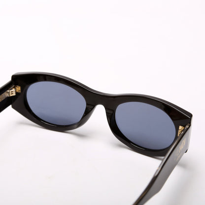 FE401251 Oval Sunglasses Black