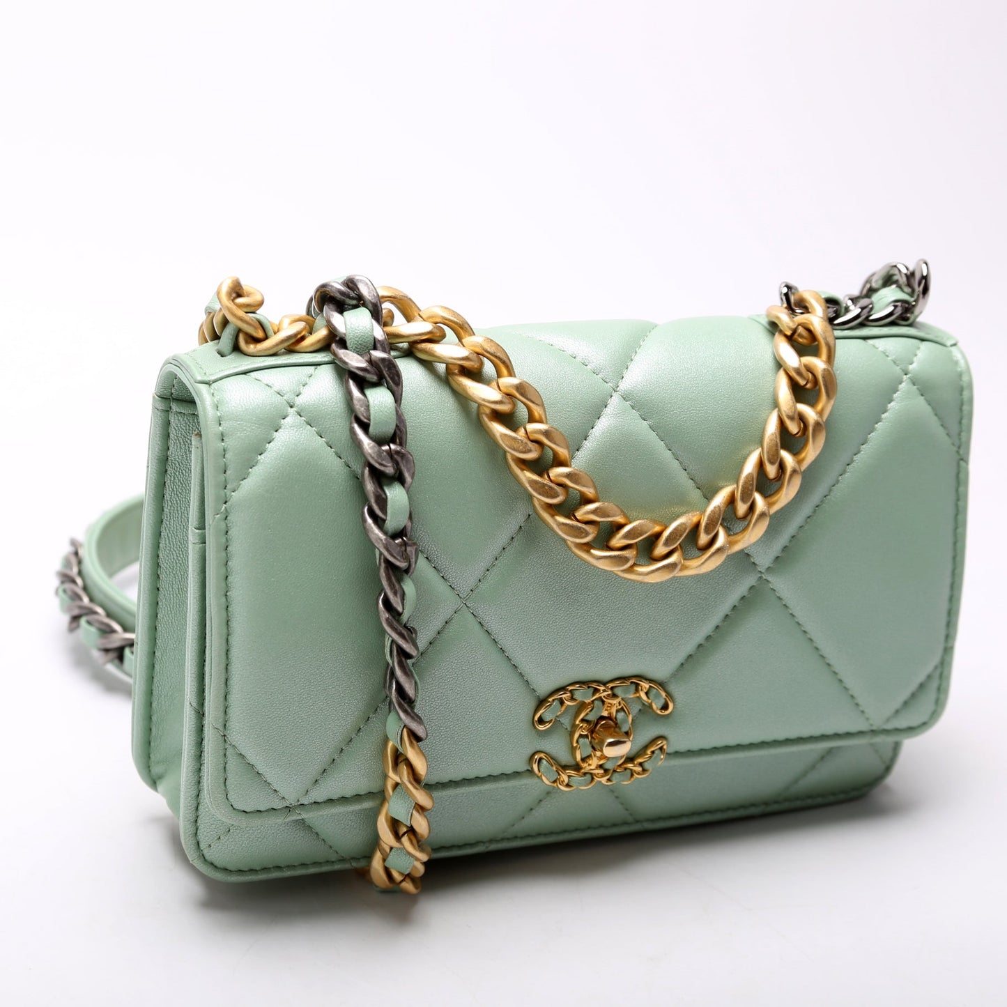 Chanel Chanel 19 WOC Quilted Lambskin RFID Green
