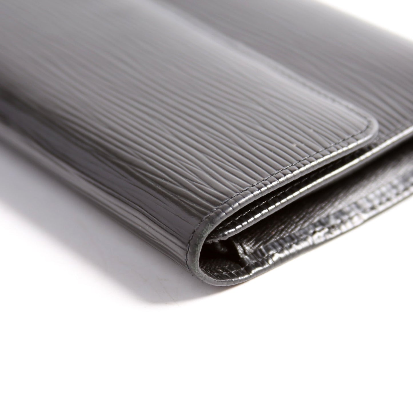 Louis-Vuitton Porte Tresor International Wallet Epi Black