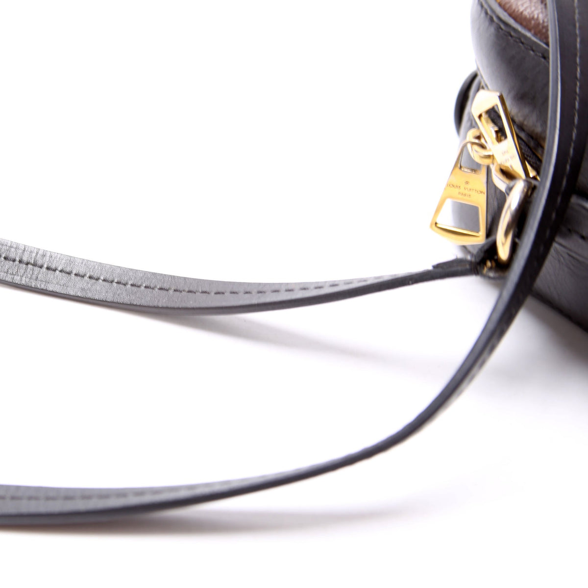 Louis-Vuitton Saintonge Monogram Black