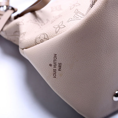 Louis-Vuitton Beaubourg Hobo MM Mahina Nude
