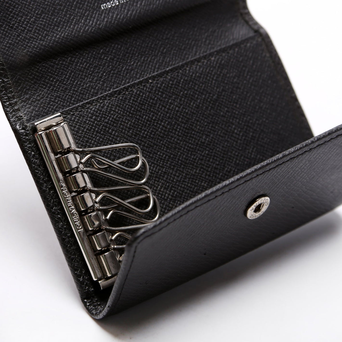 Louis-Vuitton Multicles  Taiga Black