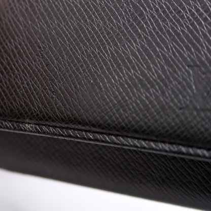 Louis-Vuitton Multicles  Taiga Black