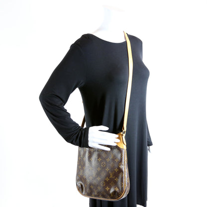 Louis-Vuitton Odeon PM Monogram