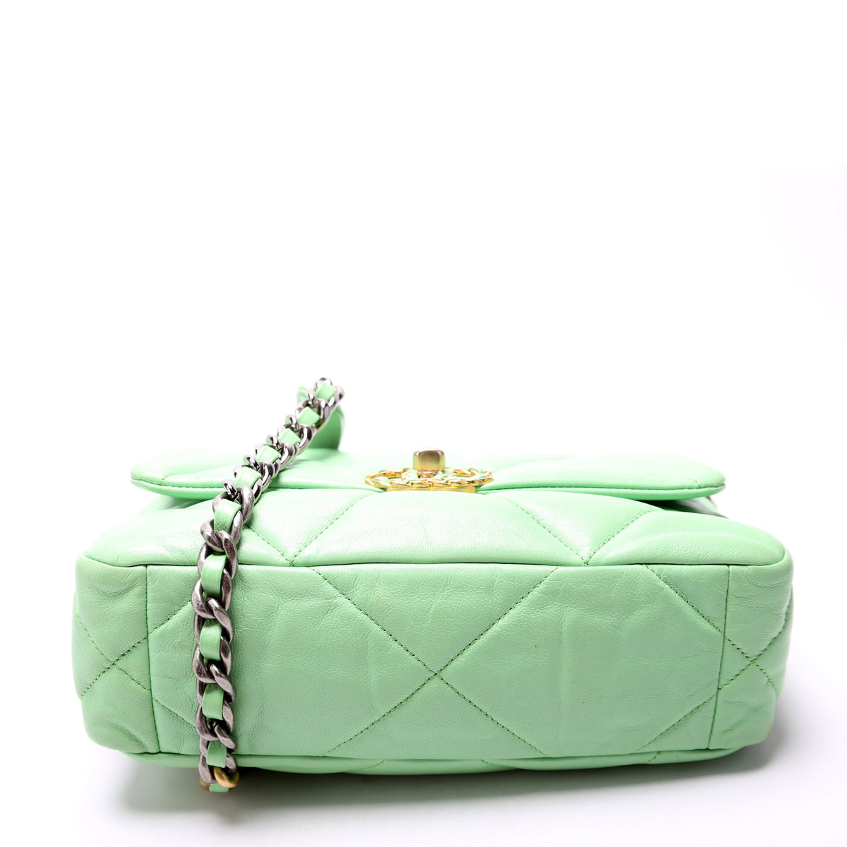 Chanel 19 Medium Flap Quilted Goatskin 30M Green