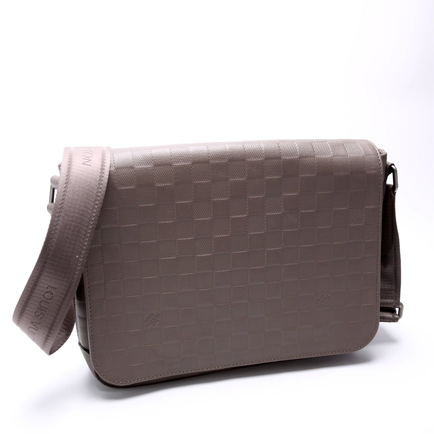 District PM Infini Grey