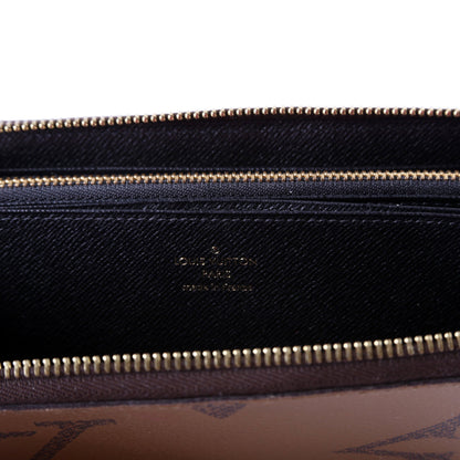 Zippy Wallet Giant Reversed Monogram