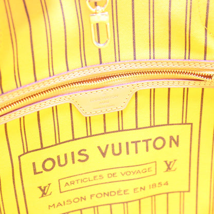 Neverfull With Wallet MM Monogram Yellow Interior