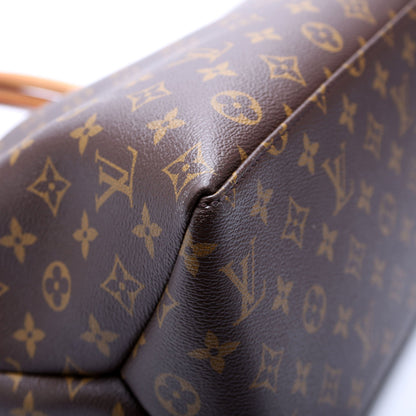 Louis-Vuitton Grand Palais Monogram