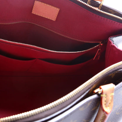 Louis-Vuitton Grand Palais Monogram