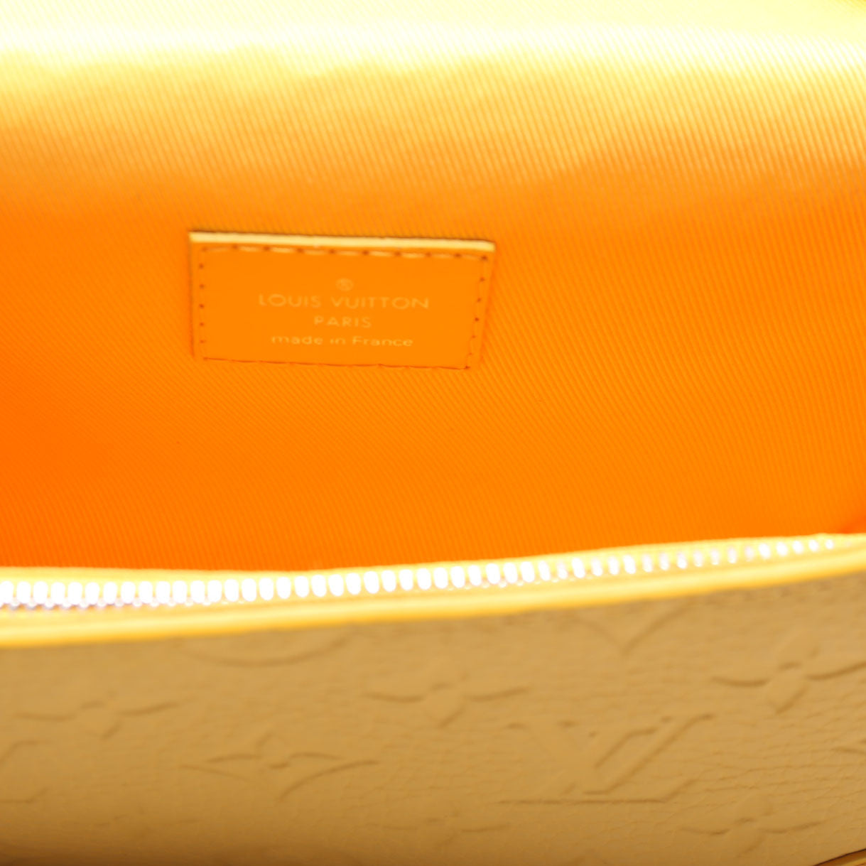 Louis-Vuitton Steamer Wearable Wallet Taurillon Yellow