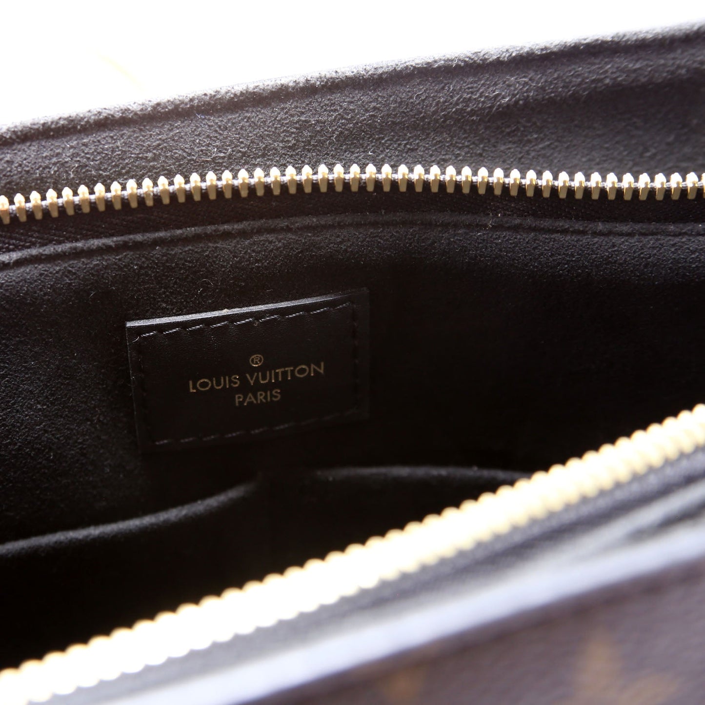 Louis-Vuitton Soufflot MM Monogram Black