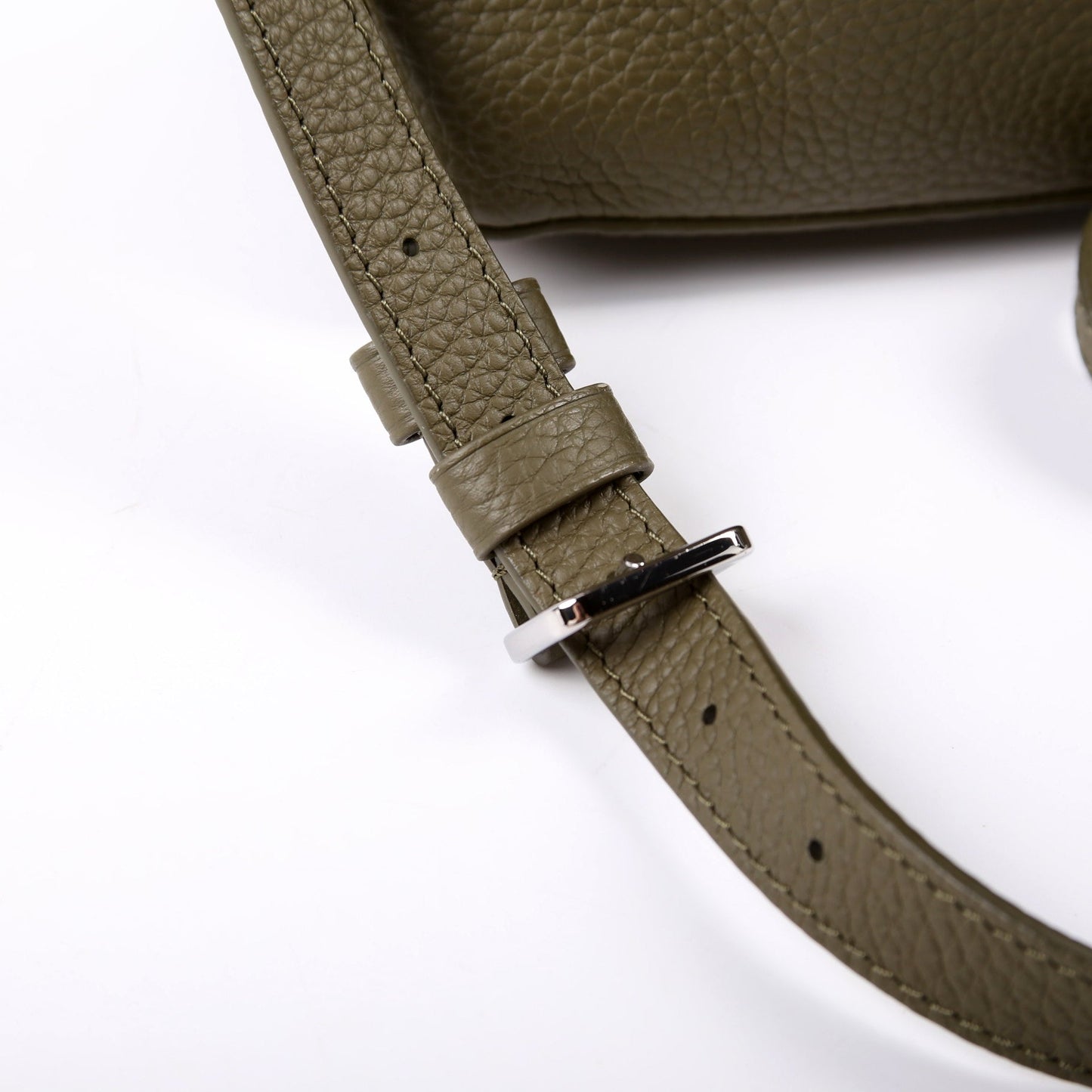 Louis-Vuitton Capucines PM Taurillon/Python Green
