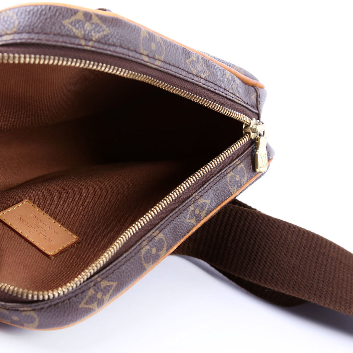 Louis-Vuitton Pochette Gange Monogram