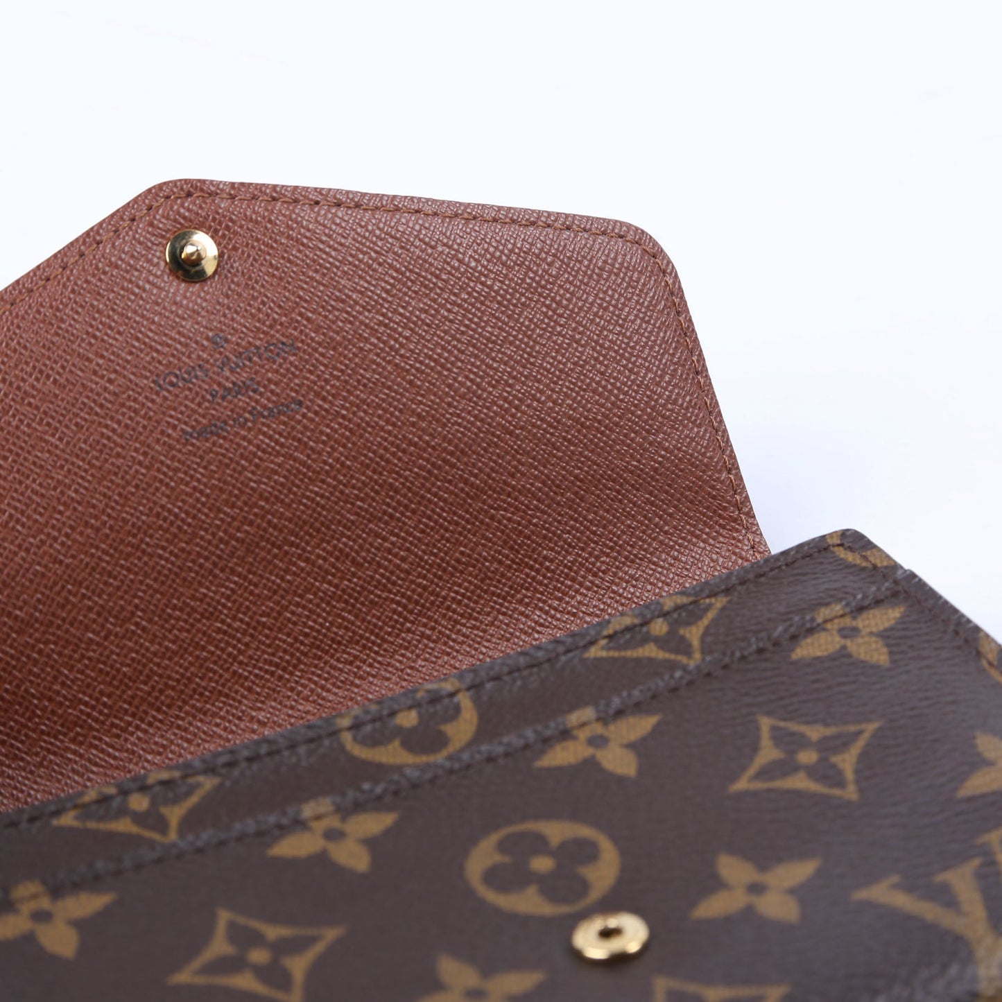 Louis-Vuitton Sarah Compact Wallet Monogram