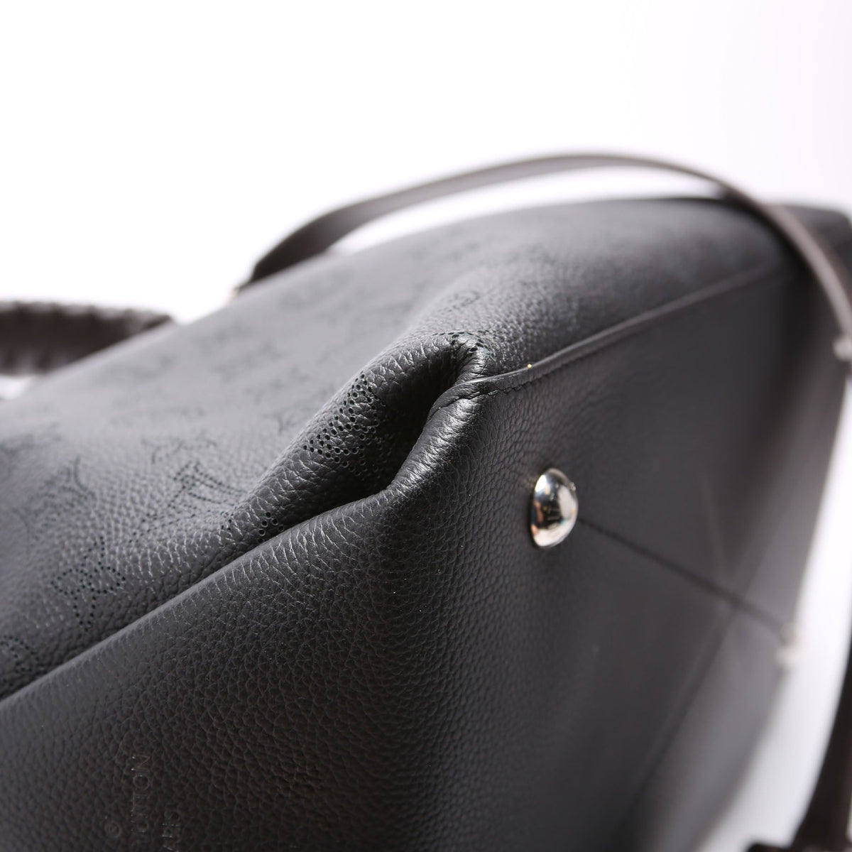 Louis-Vuitton Beaubourg Hobo MM Mahina Brown