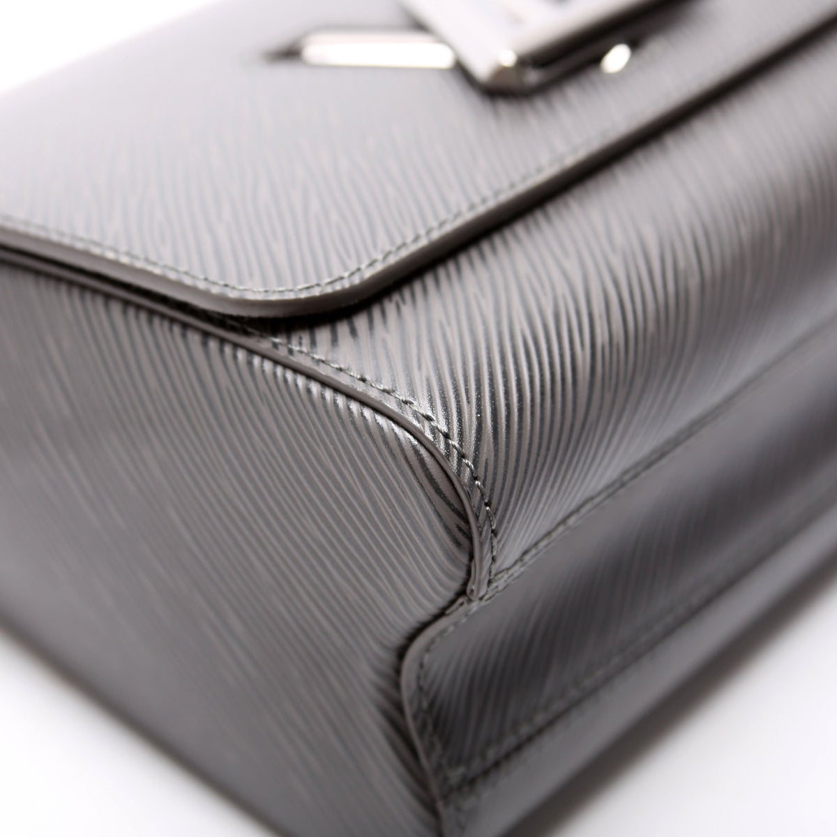 Louis-Vuitton Twist MM Epi Grey
