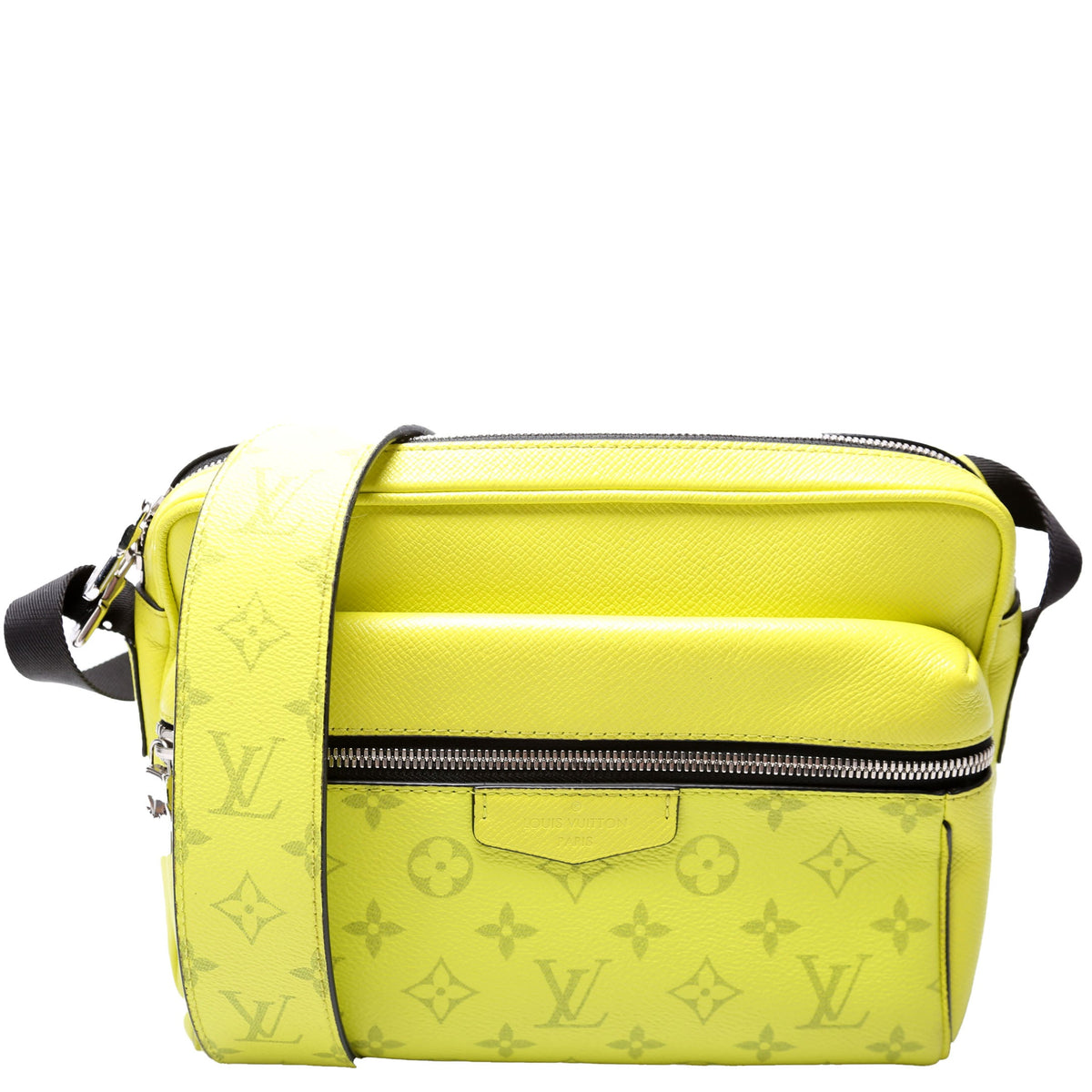 Louis-Vuitton Outdoor Messenger Tiagarama