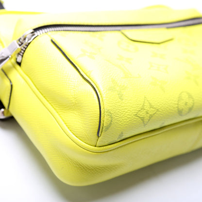 Louis-Vuitton Outdoor Messenger Tiagarama