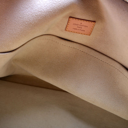 Louis-Vuitton Manhattan GM Monogram