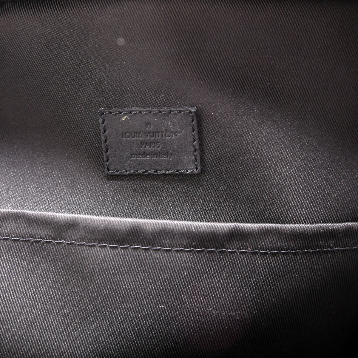 Louis-Vuitton Dean Backpack Taurillon Monogram