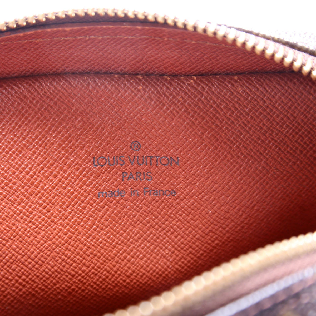 Louis-Vuitton Amazone Monogram Brown