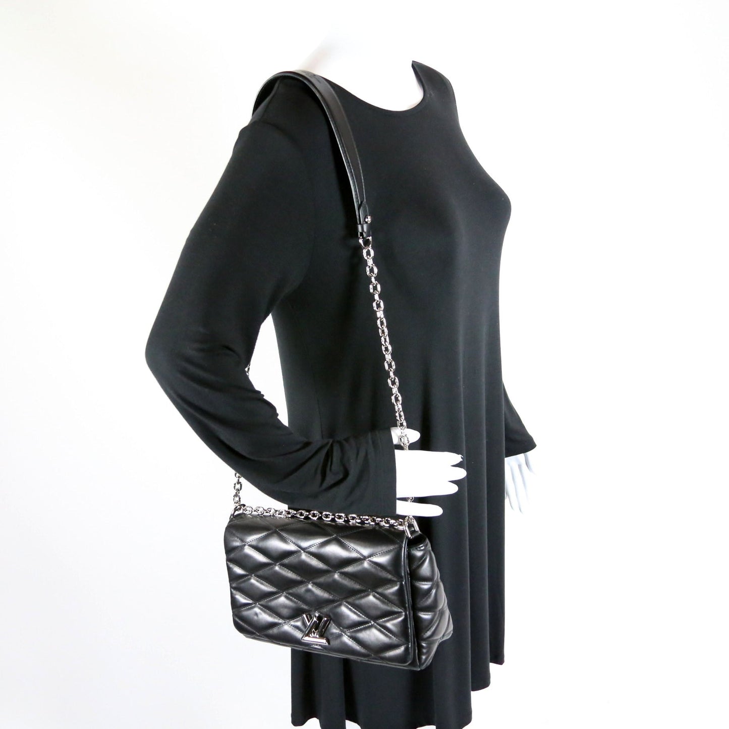 Louis-Vuitton Go- MM Malletage Lambskin Black