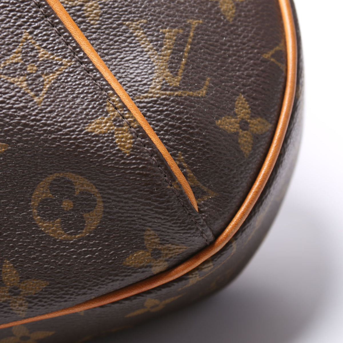 Louis-Vuitton Thames GM Monogram Brown