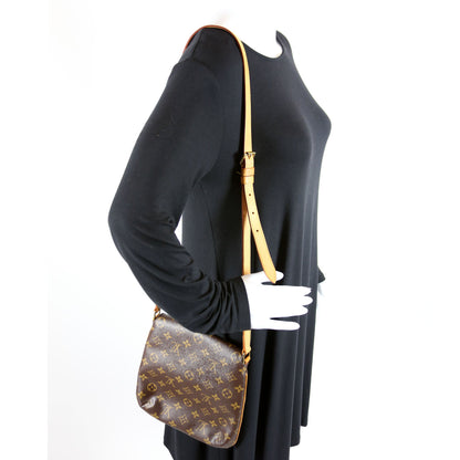 Louis-Vuitton Musette Salsa Long Monogram