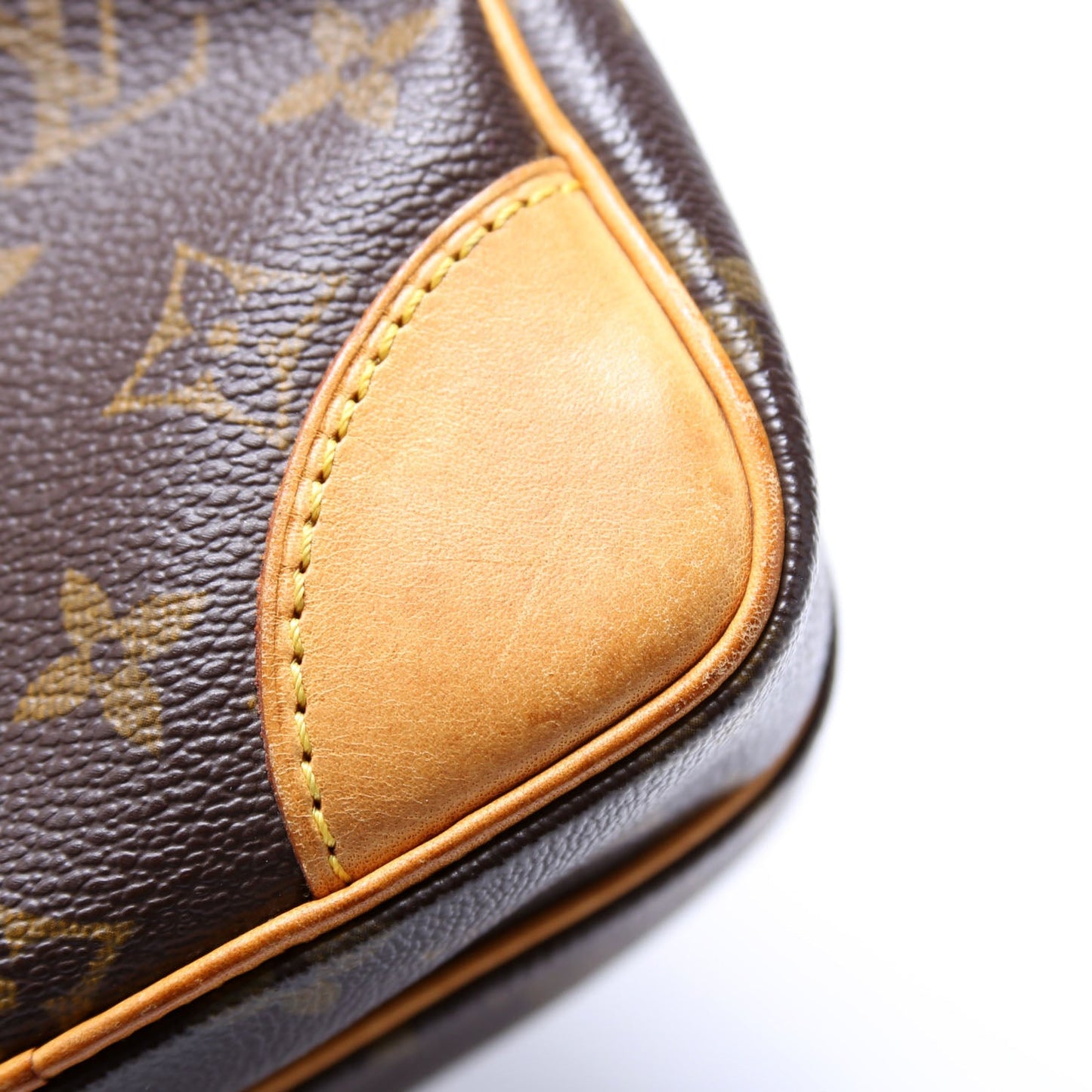 Louis-Vuitton Amazone Monogram