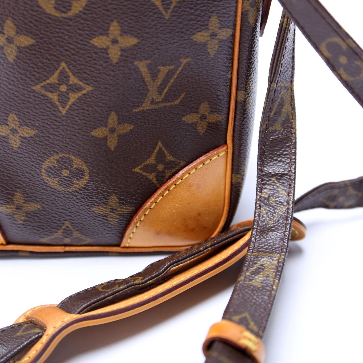 Louis-Vuitton Amazone Monogram