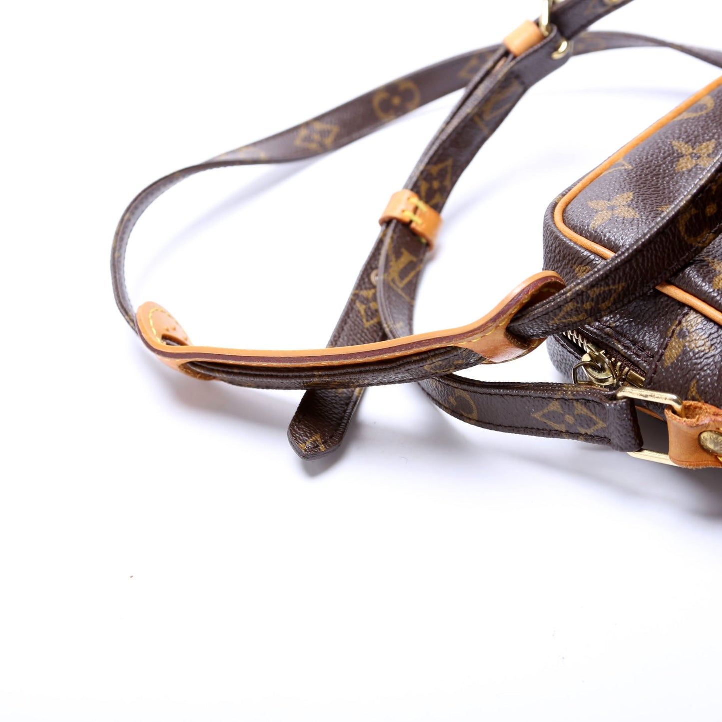 Louis-Vuitton Amazone Monogram