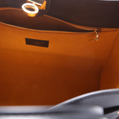 Louis-Vuitton On My Side MM Calfskin Black