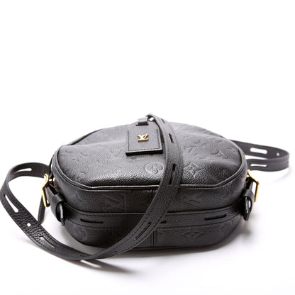 Louis-Vuitton Boite Chapeau Souple MM Empreinte Black