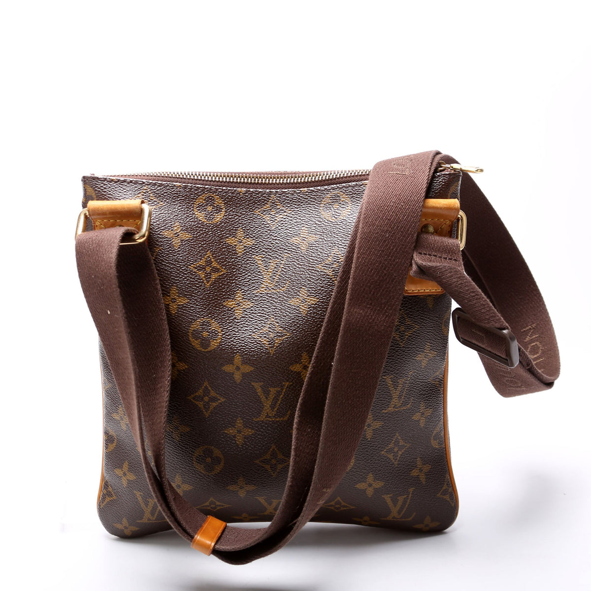 Louis-Vuitton Pochette Valmy Monogram