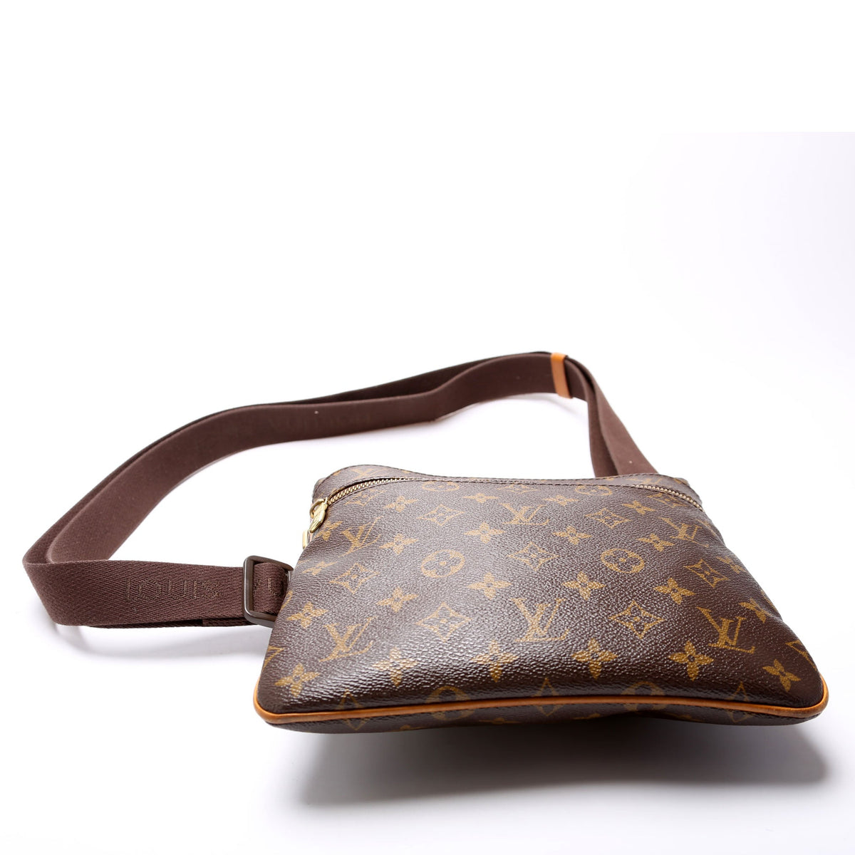 Louis-Vuitton Pochette Valmy Monogram